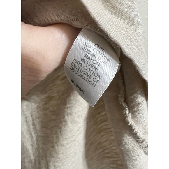 J. Jill floral embroidered 3/4 sleeve top med - Picture 5 of 5